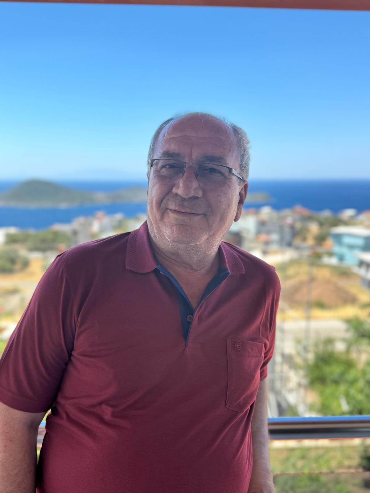 Ismail K.